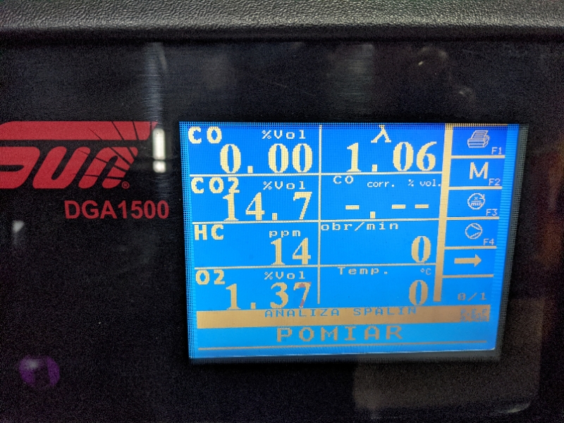 Obroty stałe 2500obr/min.