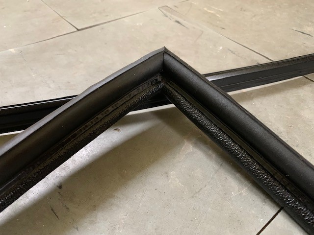 Uszczelka drzwi 1.jpg